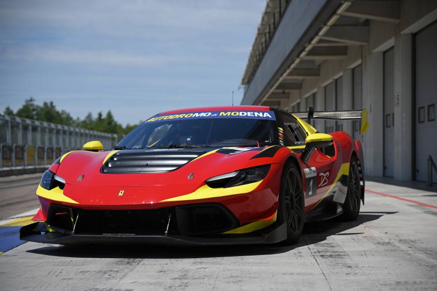 Ferrari 296 Challenge